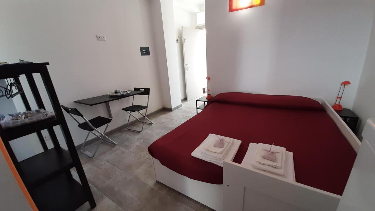 Regina Isabella Rooms San Foca Bagian luar foto